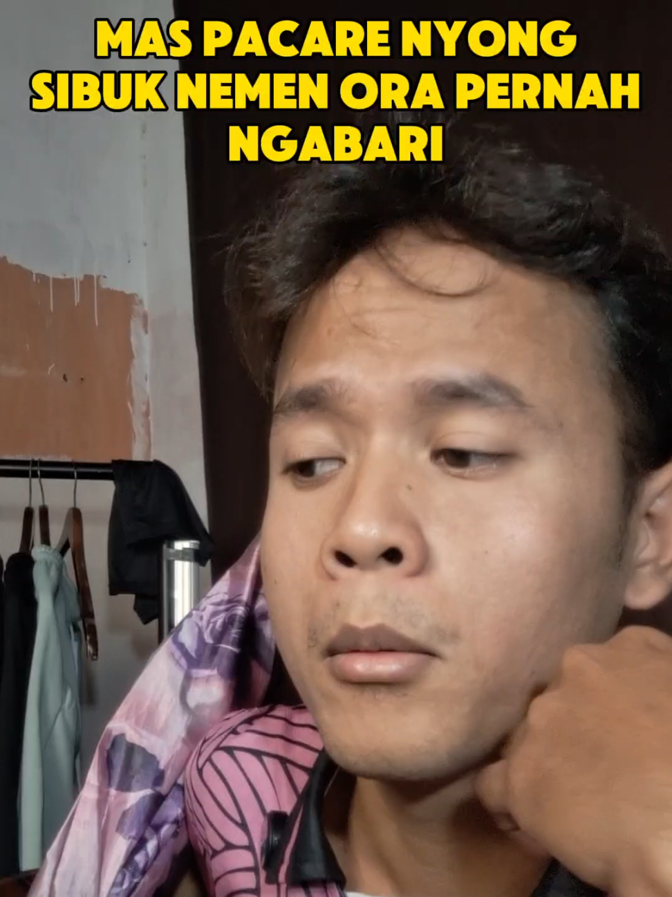 ari prioritas e pan ana badai be bakale ngabari, wong paling 12 detik tok go ngabari kan ora susah ya? #arulngapak #fyp #arulya #ngapakbrebes #fakesituation 