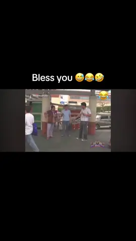 Nahulog  po oh, bless you 😅😂🤣 #wowmaliparin #forentertainmentpurposesonly #highlight #fyi #tiktok 