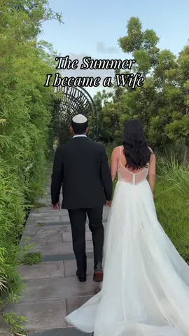 A week married but together 14 years today 🤍😘💍 