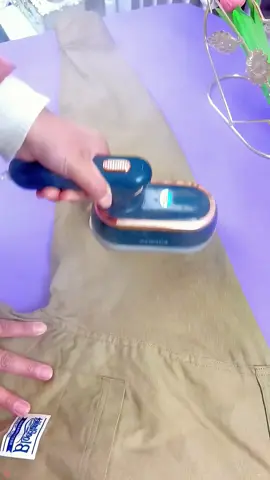 The Electric Folding Mini lron#tiktokmademebuyit#tiktokmademebuythis#miniiron#travel