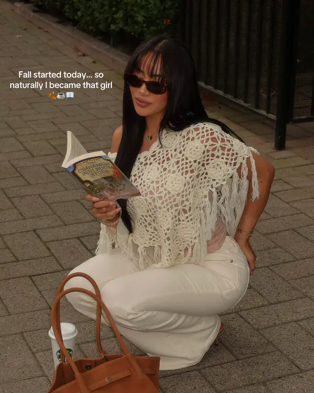 #FirstDayOfFall #ThatGirl #FallAesthetic #BookTok #CozyVibes 