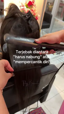 Salon Tity Beauty Buka setiap hari mulai jam 08:30-17:00 Jl.Batu Jamus-Karanganyar (samping angkringan 147) Instagram @Titybeautysalon  #salontitybeauty #salonsragen #salonkaranganyar #fyy #hairstyle 