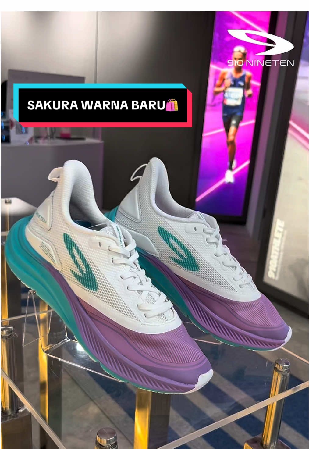 WARNA BARU!!! seri sakura hadir dalam 2 warna barunya. sepatu masih PO selama 7 hari ya  RUNNERS  #sepatulariwanita #910nineten #910shoes #sepatujoging #910sakura 
