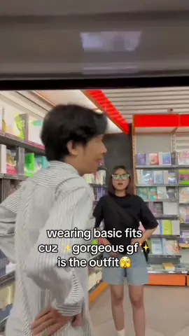 the privilege of having an extra cute and gorgeous gf😍