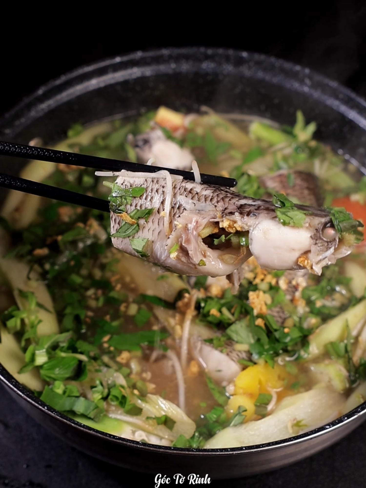 Cách nấu canh chua cá lóc chuẩn vị miền tây. #goctorinh #canhchua #caloc