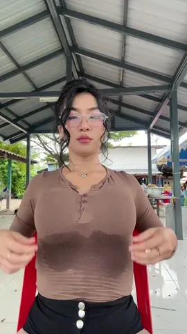 ใครเหงื่อเยอะ มีกลิ่นตัวต้องลองอะ จั๊กแร้แห้งจริง แล้วกลิ่นโคตรดี ติดทนด้วย #oldspice #โรลออนดับกลิ่นตัว #รีวิวของดีบอกต่อ 