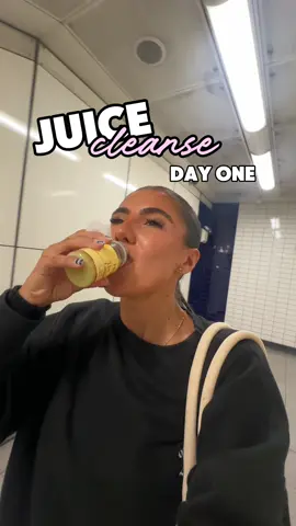 day 1 down, 2 more to go😅 could you do this? #Vlog #juicecleanse #juicedetox #healthylifestyle #ditl 