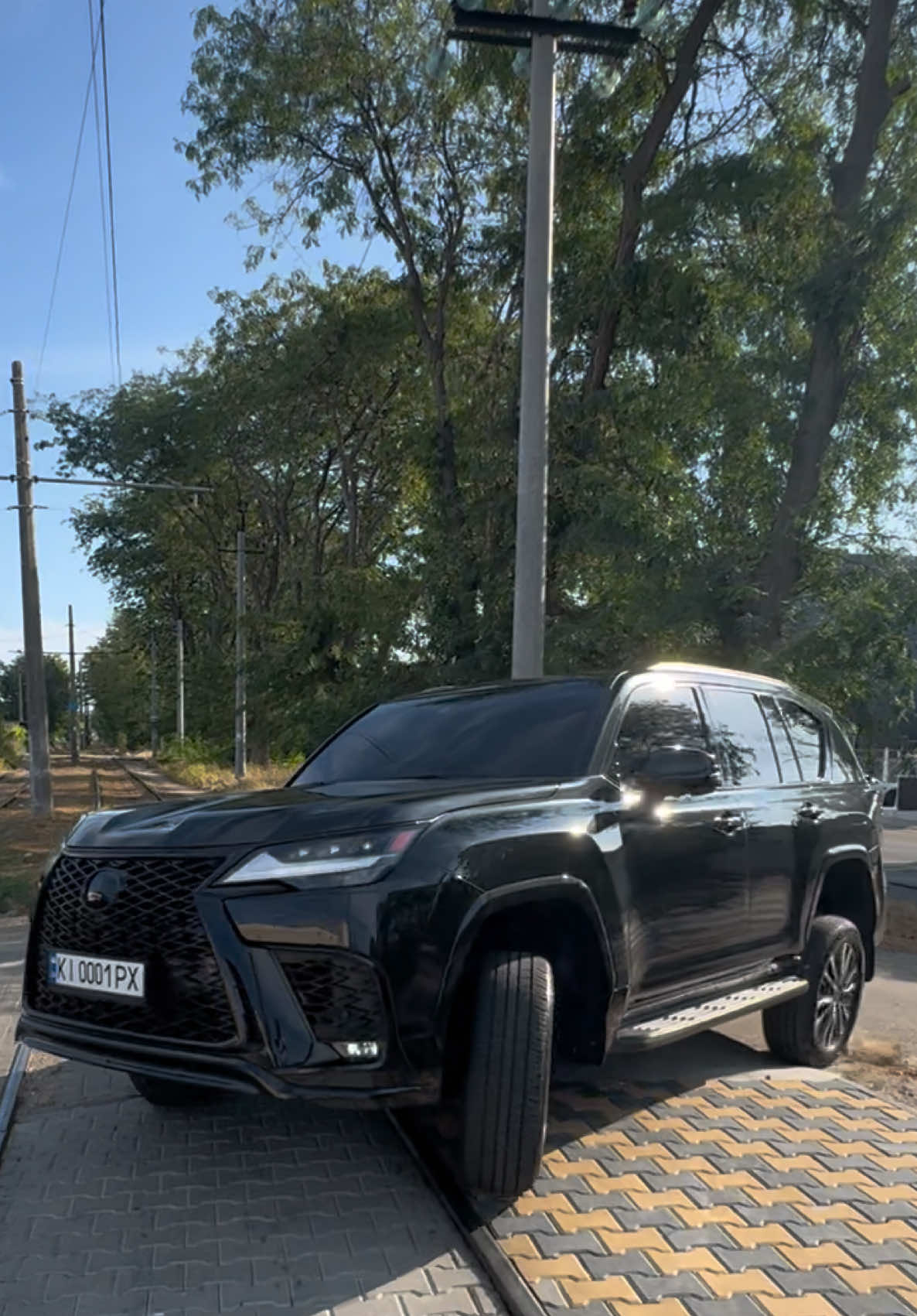 буйный  #lexus 