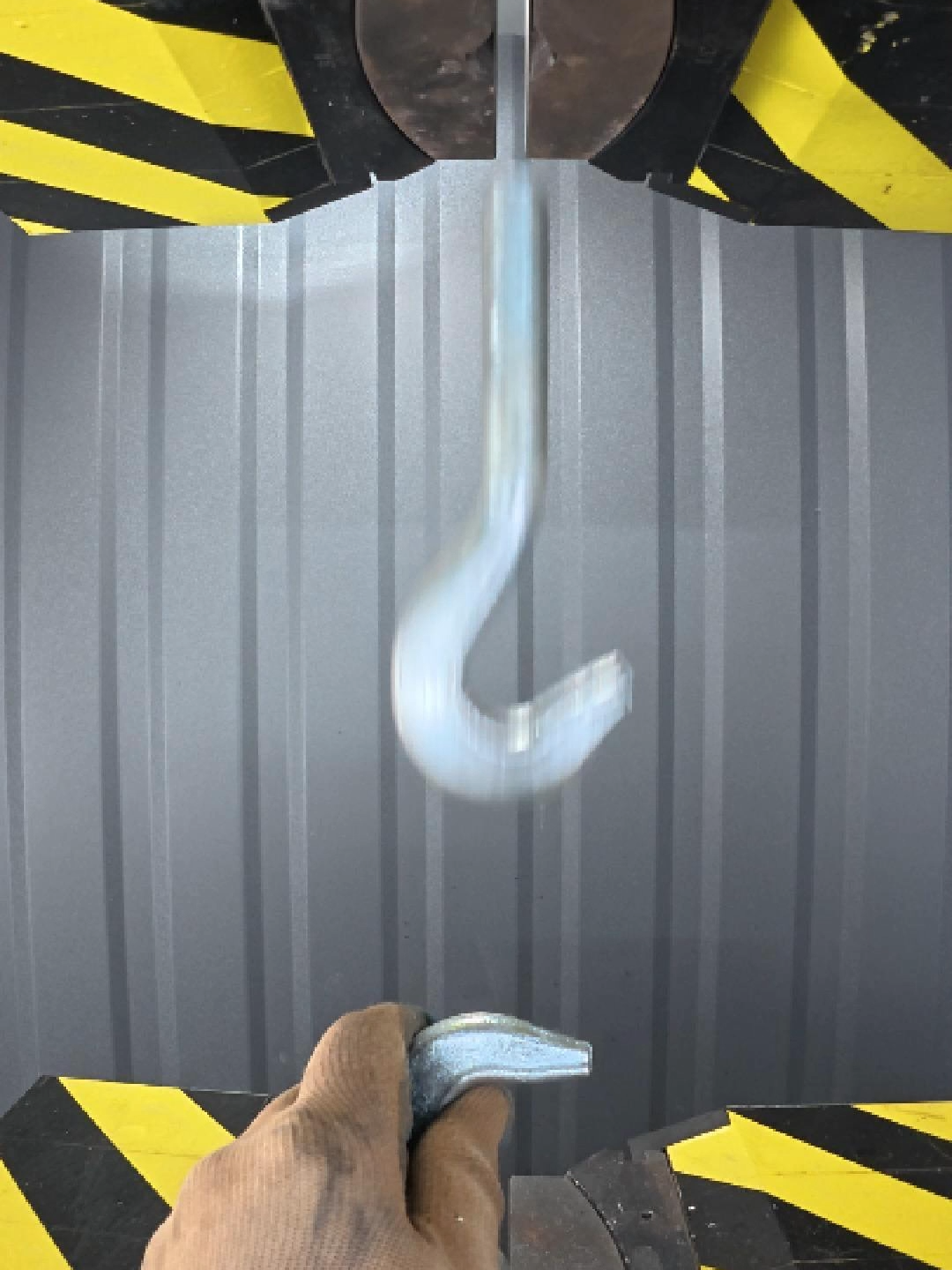 Stretched fabric rope! #hydraulicpress #satisfyingvideo #destroy #asmrtiktoks #crushing #satisfy #hydraulic #asmrvideo #great #fyp #tiktokviral #foryoupage❤️❤️ #trendin #satisfyingvideos #stretching #testing #rope #fabric