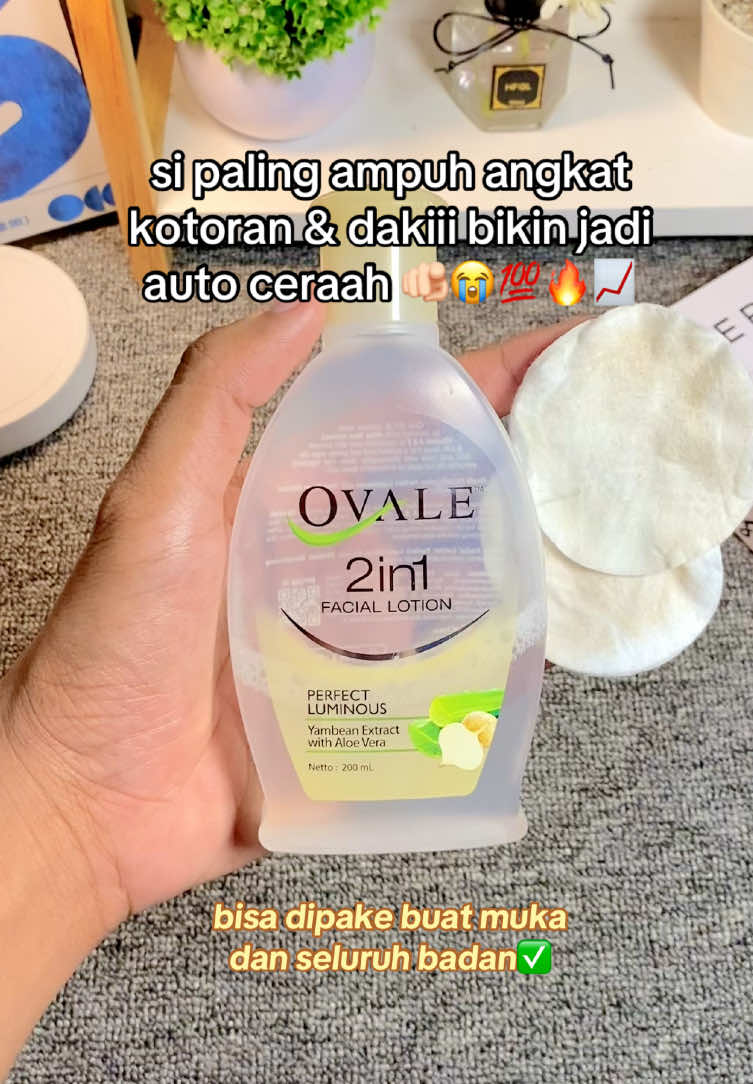 si paling juaraa angkat kotoran dan dakii😭🫵🏻💯📈🔥 bisa dipake buat muka dan badann, auto makin cerahh💯✨ #ovale2in1faciallotion #ovalemicellarwater #ovaletoner #ovalecleanser2in1 #micellarwater 