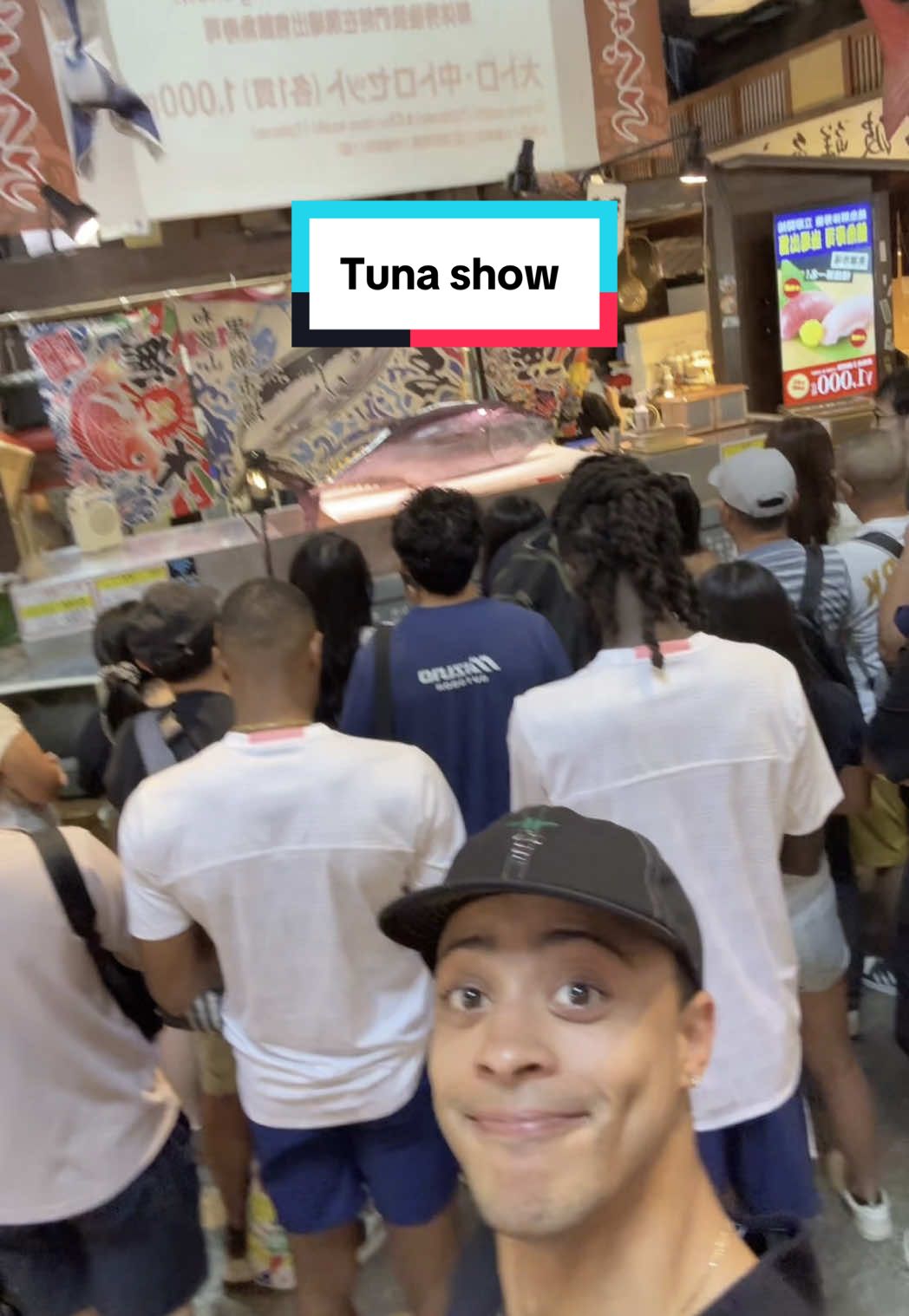 J’ai jamais mangé du poisson aussi frais 🐟  #sportstiktok #equipedefrance #japon #liveshow #equipedefrance  