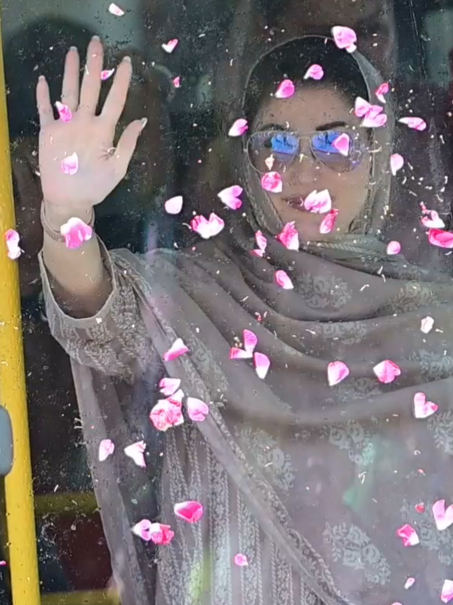 Nawaz Sharif ki beti ka Istaqbal #maryamnawaz #maryamnawazsharif #cmpunjab 