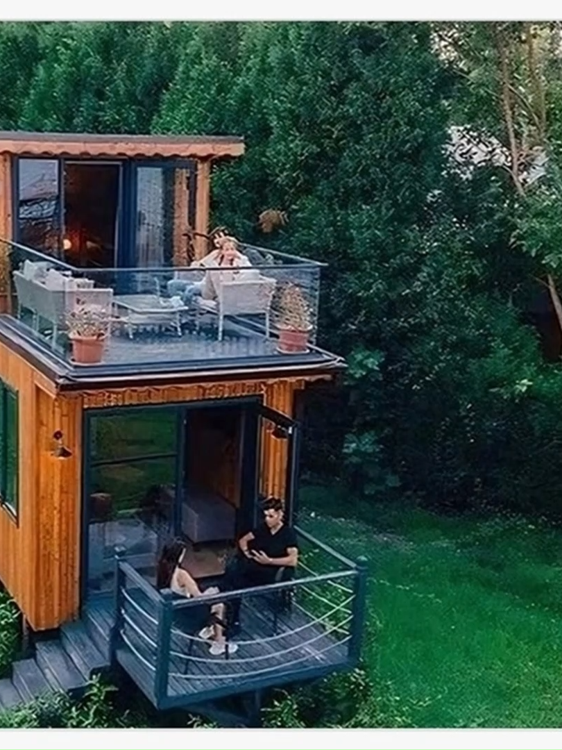 30 Cozy and Stylish Small House Design Ideas https://tinyhouseuniverse.com/tiny-house/ #tinyhouse#smallhouse #prefabhouse #tiktokindia #xuhuong #100k #homemade #viralvideo #cabin #cozyathome #duo #dream #homedecor #natural #fypage #fy #discover #holiday #container #keşfet