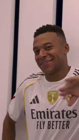 MBAPPÉ 👀🤍 MILITAO  #LALIGAEASPORTS #LALIGAHighlights #RealMadridEspanyol 