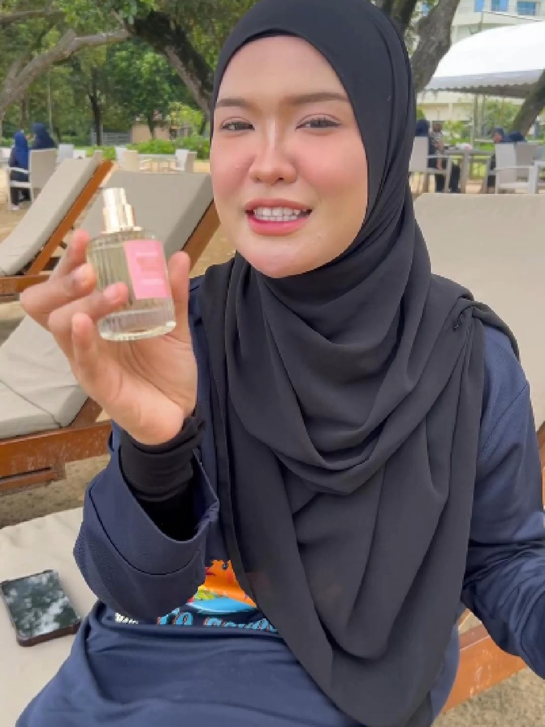 Kod Belle ni memang sesuai gila untuk yang selalu outdoor, Bella pakai memang tinggal belakang and tahan lama. Makin peluh makin wangi. #BellaPark #BellaParkCosmetic #BellaParkPerfume #PerfumeEDP #Belle #Longlasting #Foryou