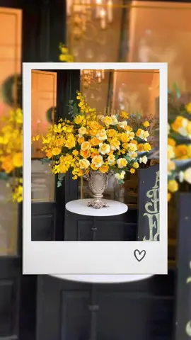 Bình Hoa Composite Dáng Lá - Bình Cắm Lông Công, Hoa Lụa/Trang Trí, bình hoa đẹp #binhhoacomposite #binhhoadep #binhhoadecor #binhcamhoa #lohoadep 