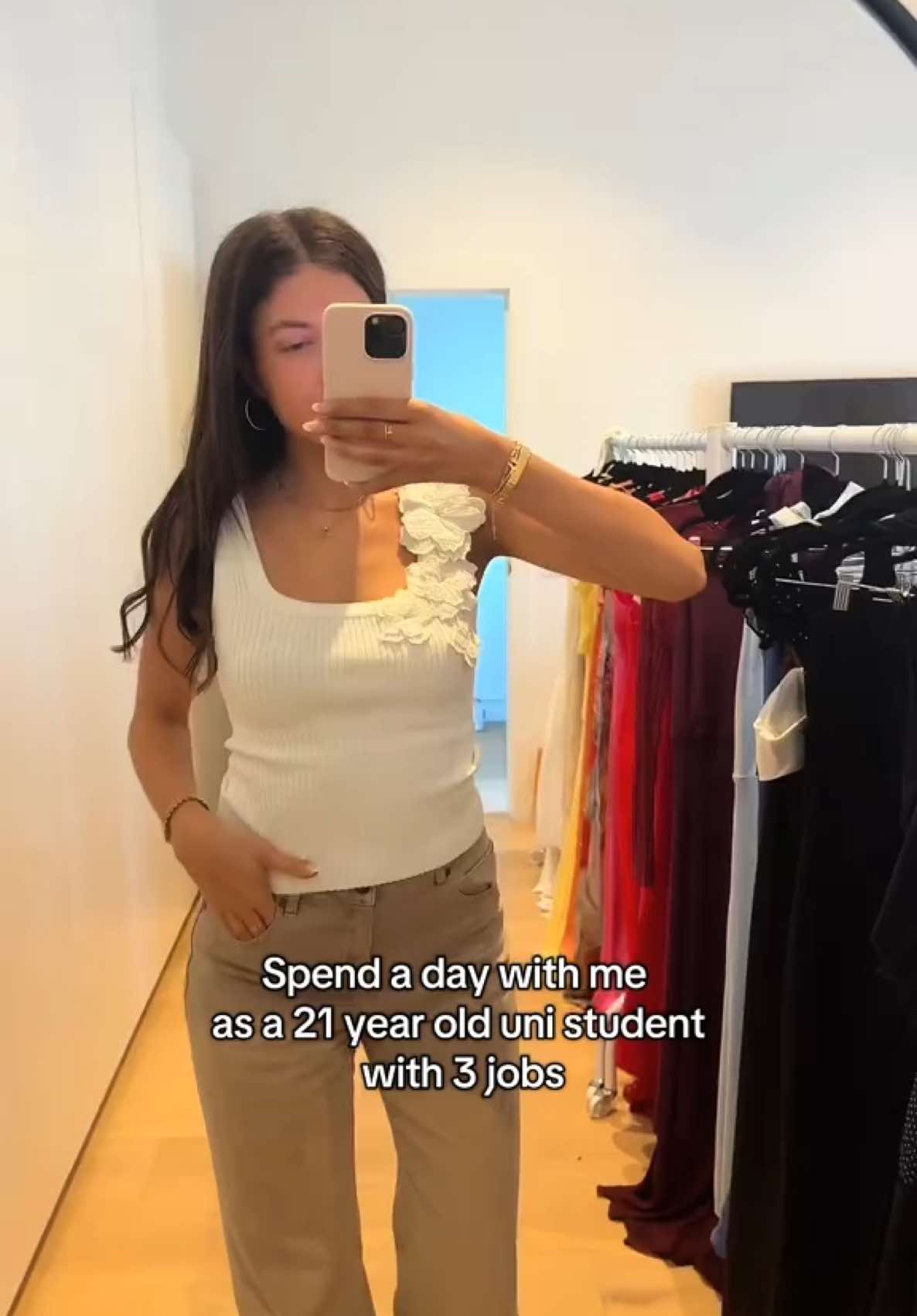 Spend a day with me as a 21 year old uni student with 3 jobs !!!!  #unistudent #dayinthelife #fyp #studytok 