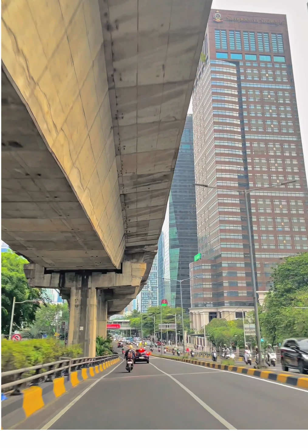 Vibes Jakarta kalo gak macet 😍 #jakarta #indonesia #xyzbca #lewatberanda #fyppppppppppppppppppppppp 