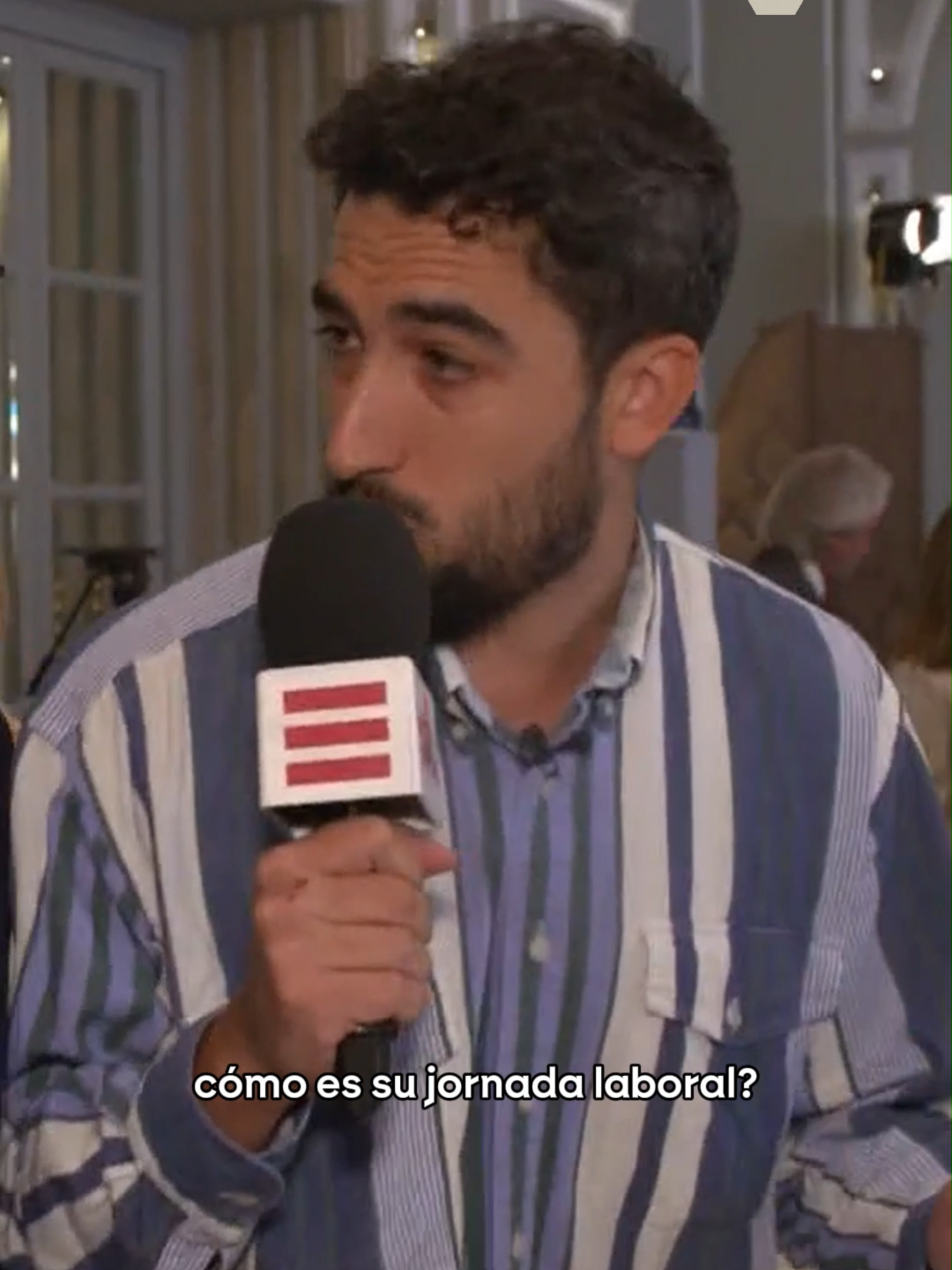👀 A la primera pregunta no responde y en la segunda sonríe y se marcha. Buena entrevista de @_ismajuarez a Antonio Garamendi, presidente de los empresarios españoles #jornadalaboral #elintermedio