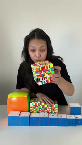 Jour 10 : Résoudre tous les Rubik's Cubes du 2x2 au 17x17 ! #rubikscube 