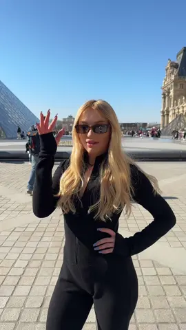 Stare, jeszcze z Paryża 😍. Ekipa była sztoss 