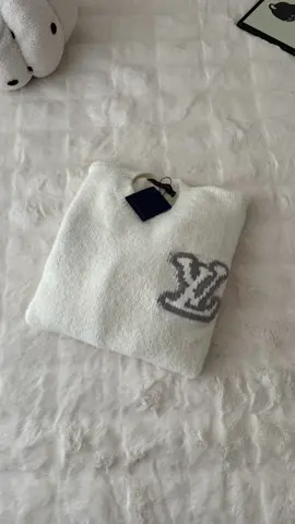 Best quality sweater #pullover #sweater #cnfans #fyp #winteroutfit 