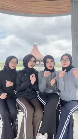 Timur ke barat 😝🔥#lipsync #velocity #bootcut #jdenmalaysia #jden 