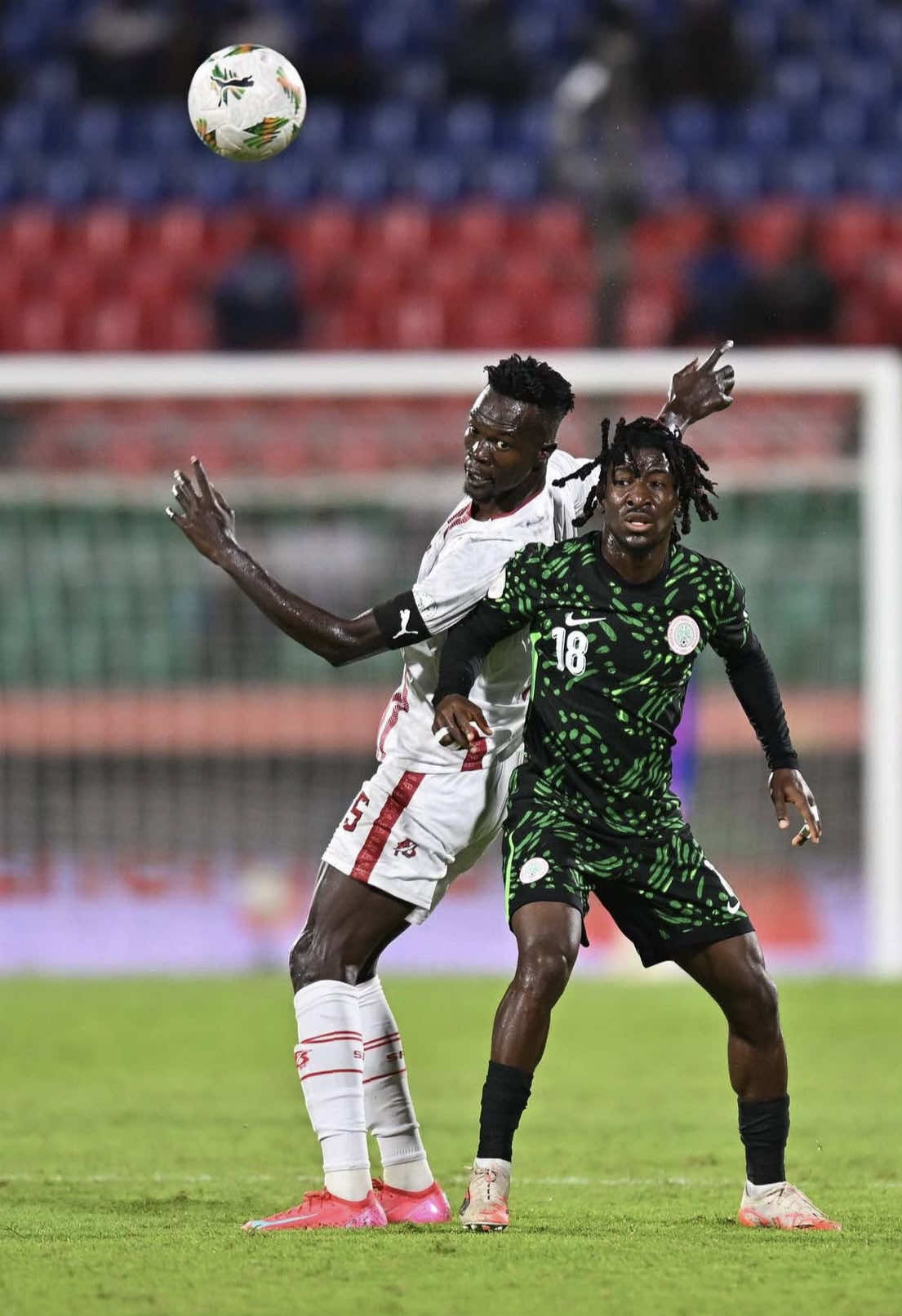Haruna Hadi’s Parents had a little to say about him after Remo stars’ 4-0 win against US zilimandjou 🇰🇲 at the CAF Championships League preliminary stage  #isemuan #sportsontiktok #viral #cafchampionsleague 
