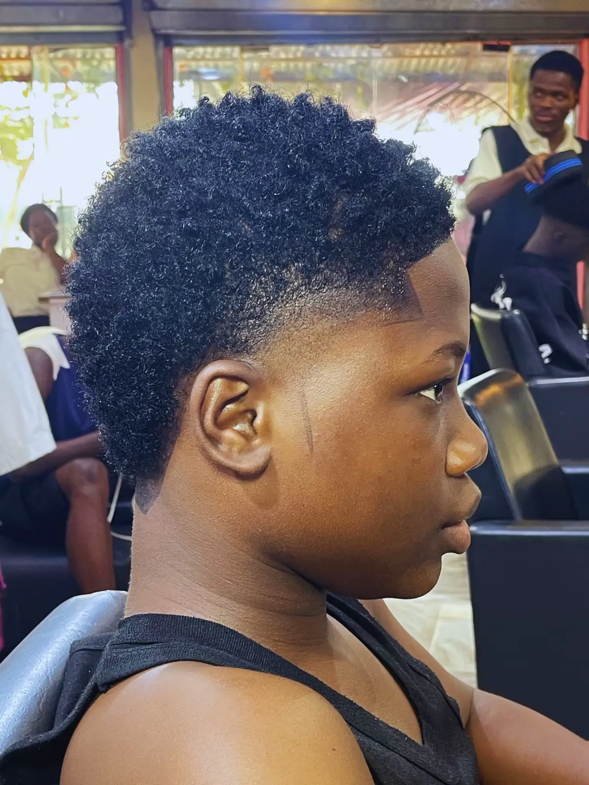 At Big Jay Unisex Salon & Spa, every haircut is tailored to make you look and feel your best. 💈✨ Walk in ordinary, walk out legendary. 👑 #BigJaySalon #FreshFade #BarbingExperience #UnisexSalon #LagosStyle
