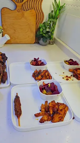 كباب لحم طبعا دهنت الوجه صليه مشتوي  #اكسبلورexplore #ترند #الشعب_الصيني_ماله_حل😂😂 