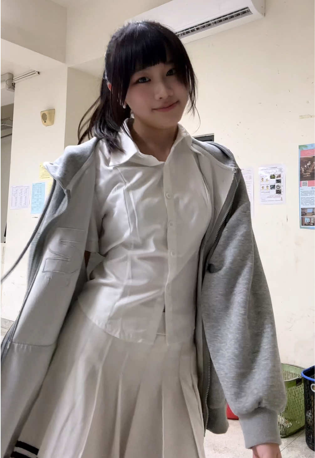 學長那個..吸管套要丟哪一類#築夢者芋泥 #女高中生 #馬尾 