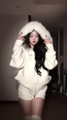 今天是猫猫本体 #dojacat #katseye#卡点舞 #浅跳一下 