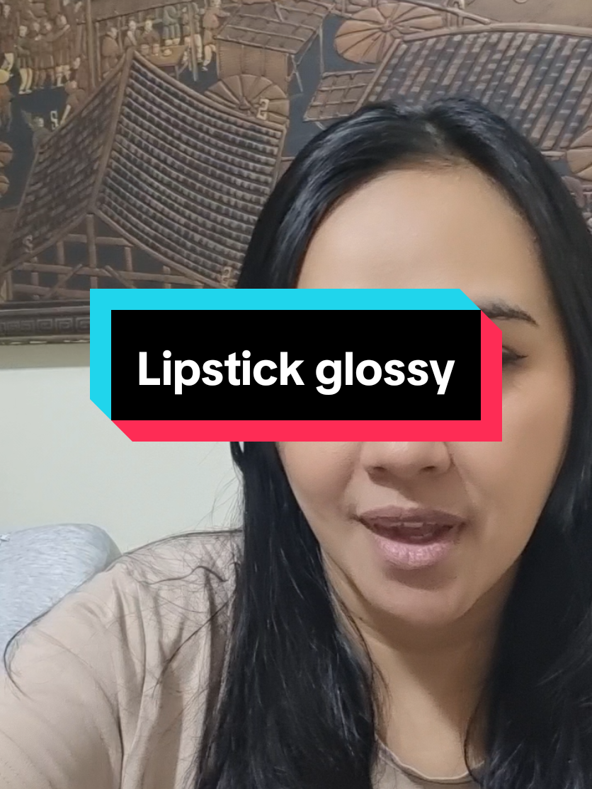 Lipglos, Lipstick glossy warna merah, mirip sama lipstick nikmir 