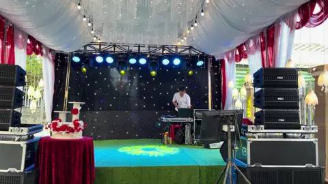 Nay minh hát bô lé rô thử coi sao