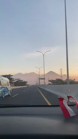 Silakan ambil buat bahan story kalian ☺️ ada yg tau lokasinya?