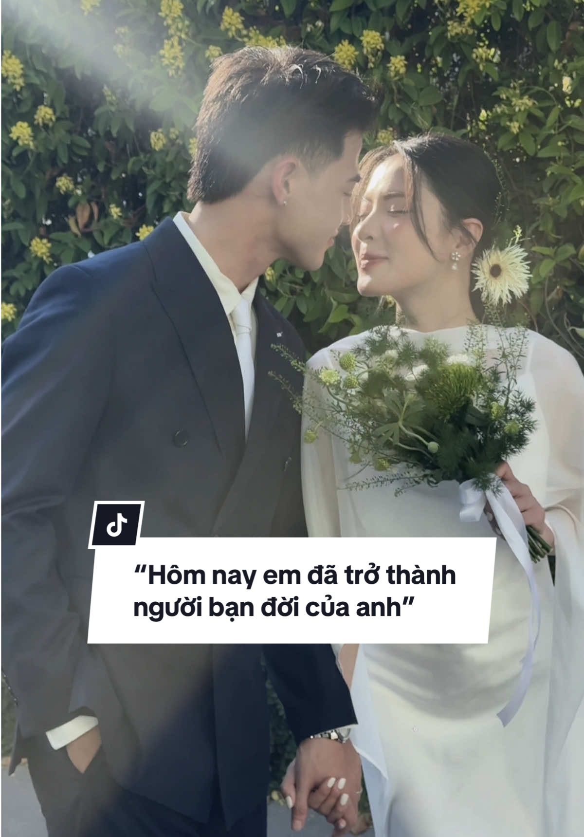 Dâu rể nhà bee tình cảm quá🥰🫶🏻 #beewedding #studio #trending #fyp #chupanhcuoi 