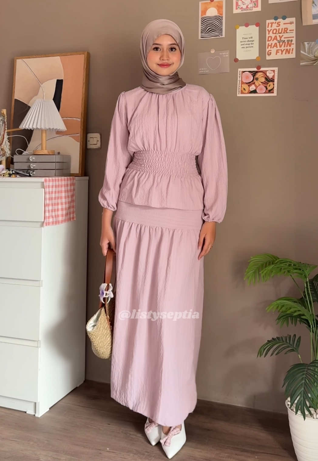 Rekomendasi one set gemas🫶🏻  🛒 one set l!nk n0. 120A @Ibefe  #oneset #outfitideas #racunity 