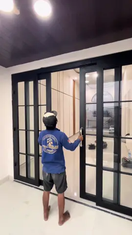 Sleding swing kaca #putramandiri #sledingswingthailand #pintukaca 