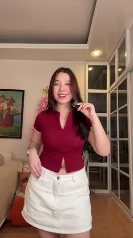 Mi ang lakas maka slim tignan ng double zipper top na to i love it 😙💅 #doublezippertop #topsforwomen #slimfittop #vnecktops 