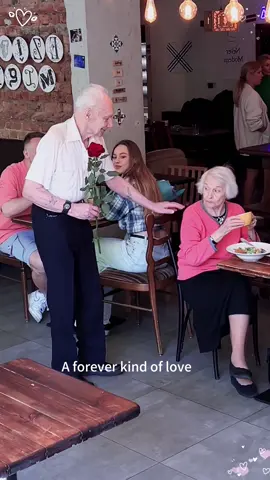A forever kind of  love ❤️🥹#oldcouple #couplegoals #oldisgold #beach #TrueLove 