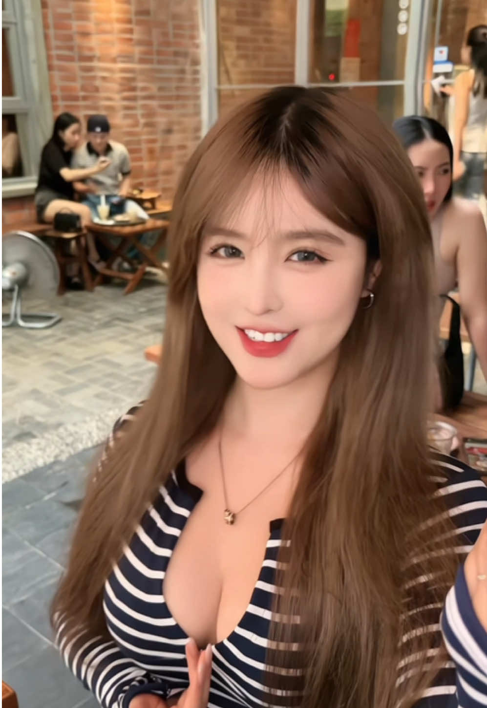 Cố nhân giờ còn đâu