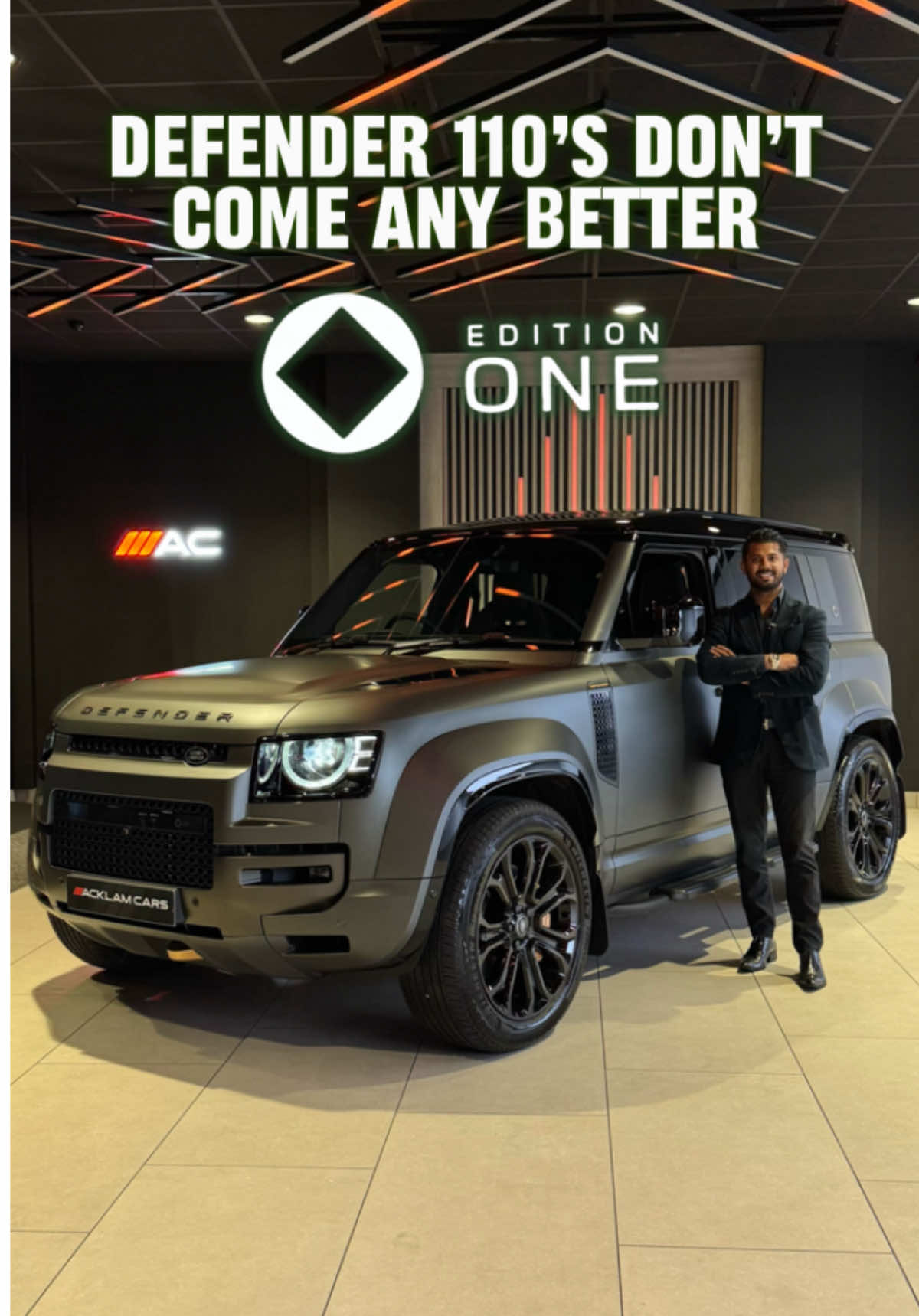 ALL NEW DEFENDER OCTA EDITION ONE: The toughest, most capable & most luxurious Defender ever. 2025 25 Land Rover Defender 4.4 V8 P635 Octa Edition One Live Priced at £149,990- Buy & Reserve Online - Call Joe on 07714216989 or Business WhatsApp us on 07724101010 📲  The exterior is bolder and tougher than ever, with a distinct character. Finished in Faroe Green with a Matte PPF, unique Chopped Carbon Fibre detailing, Octa Wide Arches, 22