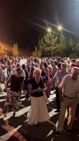 Lo tenía q hacer perdón JAJAJAJAJ#metrika @madre fundadora 