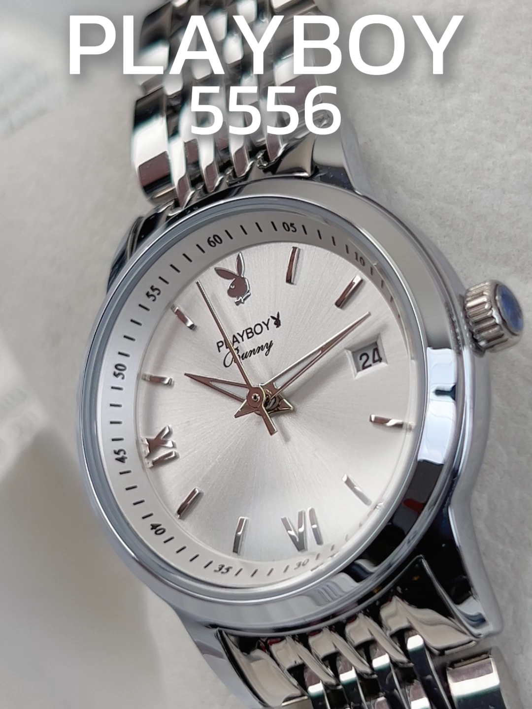 สวยฉ่ำใครเห็นก็ต้องชอบ Playboy 5556 หน้าปัดกลมหม่นมาพร้อมกับสายสแตนเลสสีเงินหรูหราบอกเลยใครเห็นเป็นต้องกริ๊ดหลักร้อยเท่านั้น สนใจกดที่ตะกร้าได้เลย #playboy #ป้ายยาGadget #tiktokfashionweek #นาฬิกาข้อมือ #นาฬิกา #นาฬิกาPlayboy #playboy5556