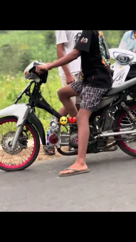 kalo cinta itu indah kenapa bisa mesin motorku berubah 🥺#5tp #vega #5tpmenolakpunah #temanggung #salmoniracing 