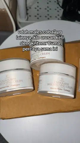 coba deh pake moicare underarm brightening cream untuk mencerahkan ketiak selangkangan yang gelap dan hitam 