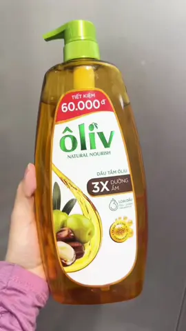 Dầu tắm oliv sạch da cấp ẩm gấp 3 lần #dautam #suatam #xuhuong #viral #trending  @Mẹ Phú Quý🐯  @Mẹ Phú Quý🐯  @Mẹ Phú Quý🐯 