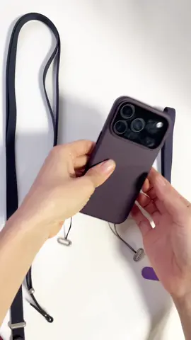 Apple official iPhone case with magnetic long strap #iphone17promax #iphone17promaxcase 