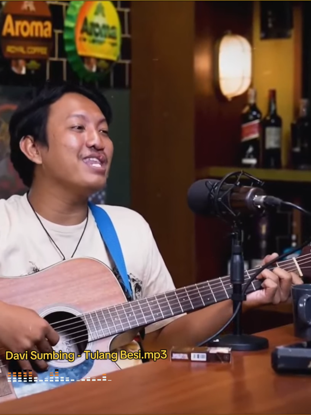 DAVI SIUMBING - TULANG BESI Sumber: Rockaroma ID #prazteguh #laguciptaansendiri #davisiumbing #davisumbing 