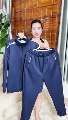 Quần áo tông cùng tông. Thu đông mặc mẫu này đẹp lắm luôn các anh #nhanhoxinh99 #dobothethao #dobothudong 